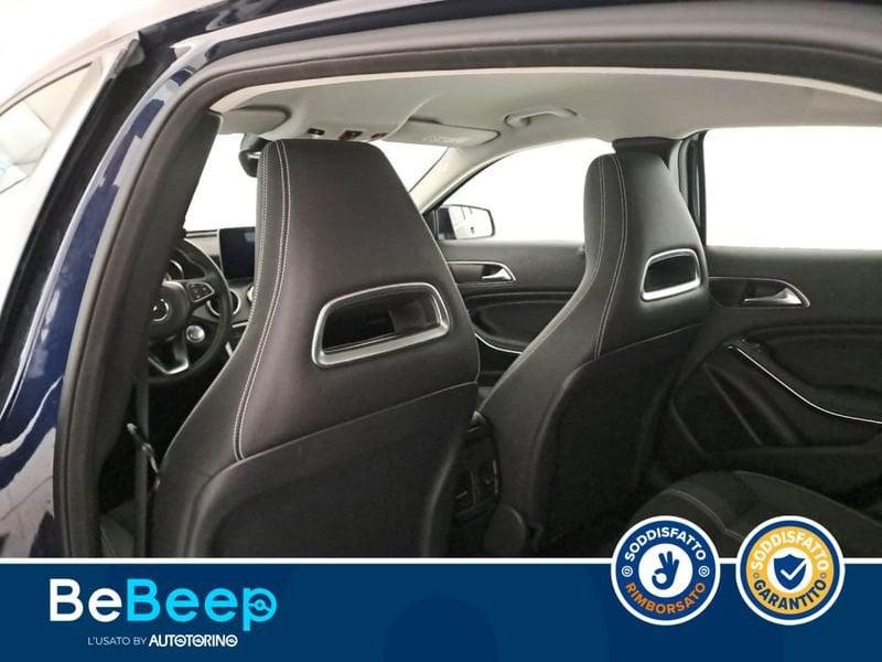 Mercedes-Benz GLA 200 D SPORT 4MATIC AUTO