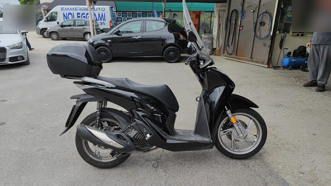 Honda SH 150 del 2021 usato