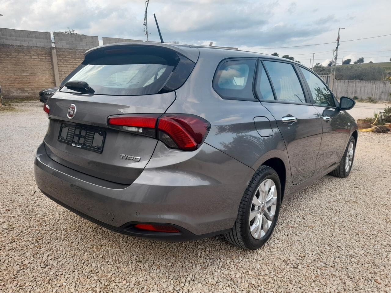 Fiat Tipo 1.6 Mjt S&S SW Easy ANNO 2019 NAVI