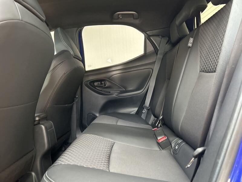 Toyota Yaris 1.5h 130 Lounge