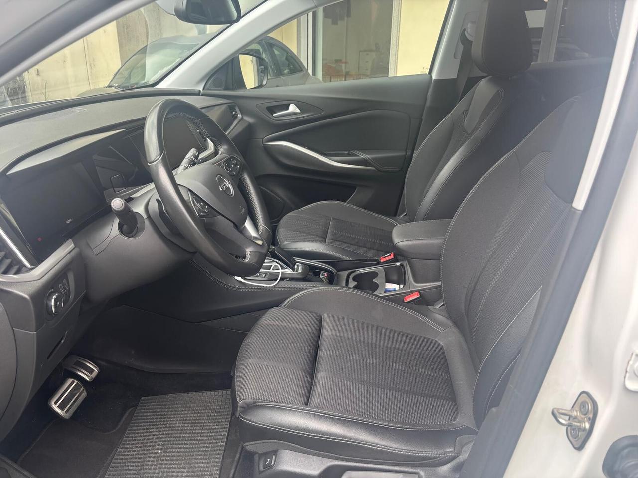Opel Grandland 1.2 Turbo 12V 130 CV aut. Business Elegance
