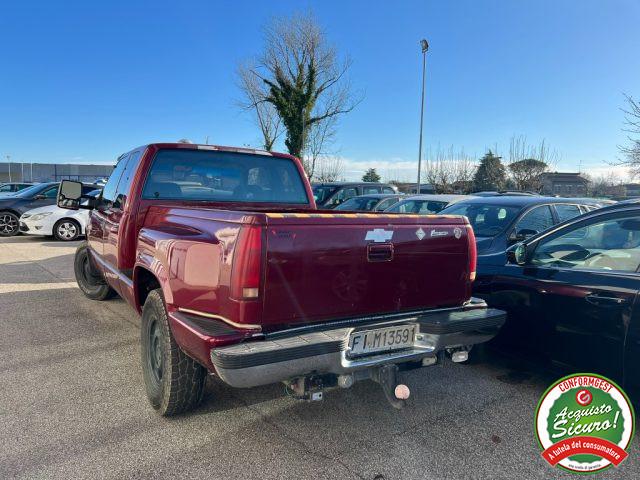 CHEVROLET Silverado 6200 Pick Up Autocarro