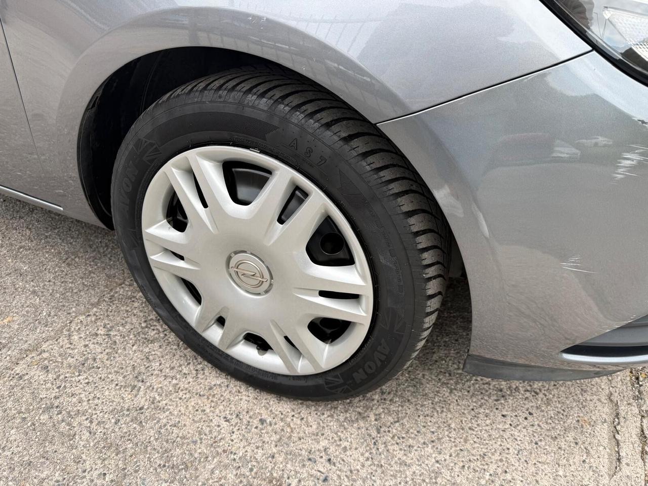 Opel Corsa 1.4 90CV GPL Tech 5 porte 120 Anniversary