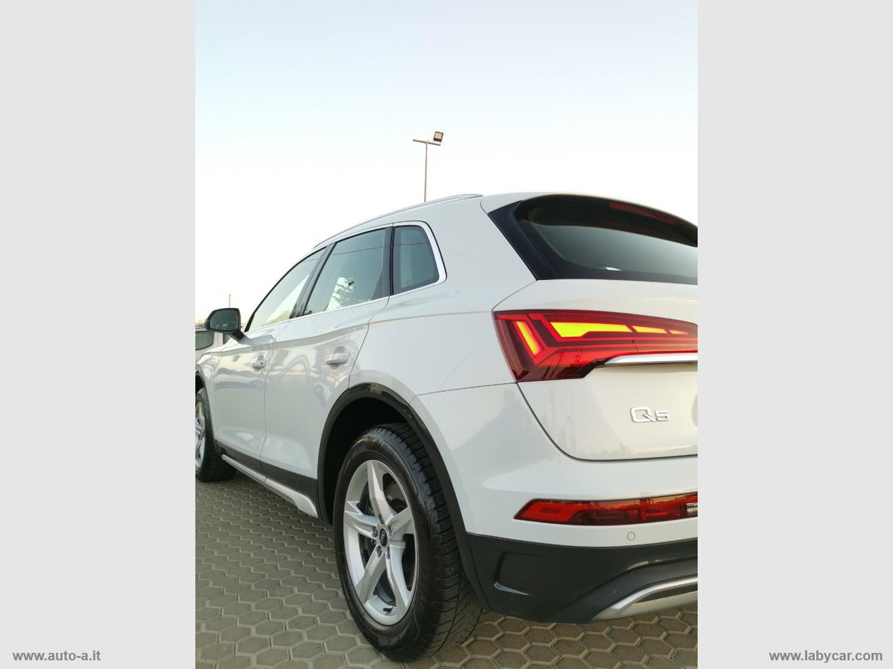 AUDI Q5 35 2.0 TDI MHEV BUSINESS ADVANCED S-TRONIC