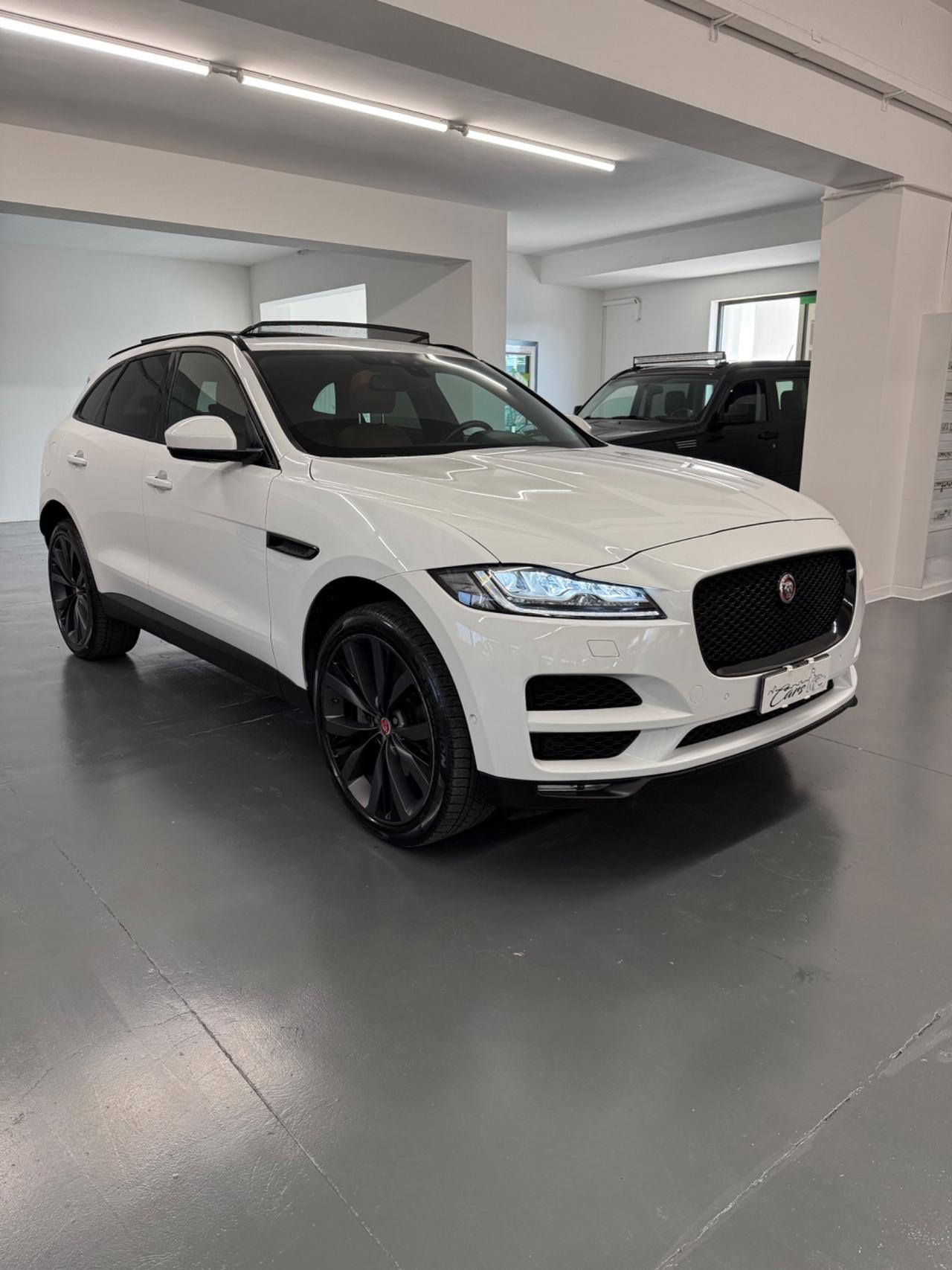Jaguar F-Pace 3.0 D V6 300 CV AWD aut. Portfolio