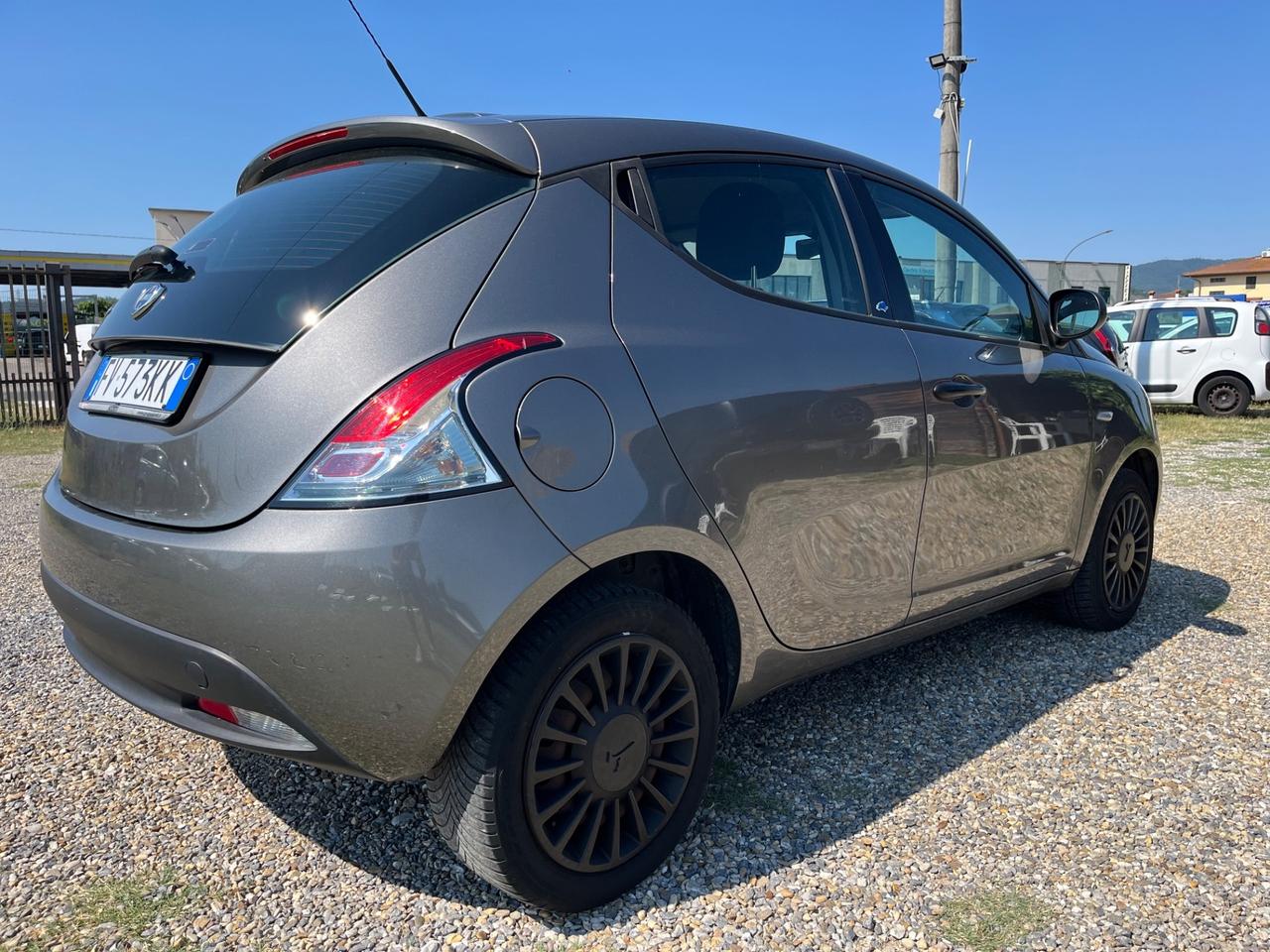 Lancia Ypsilon 1.2 69 CV 5 porte GPL Ecochic Gold