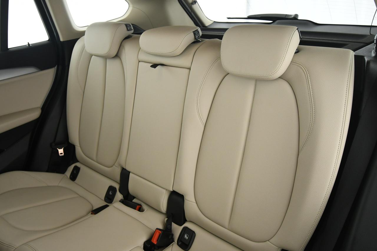 BMW X1 sdrive20d Business Advantage auto PELLE+FULL LED+C19"