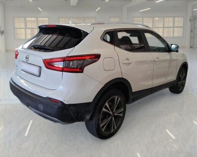 NISSAN Qashqai 1.6 dCi 4WD N-Connecta