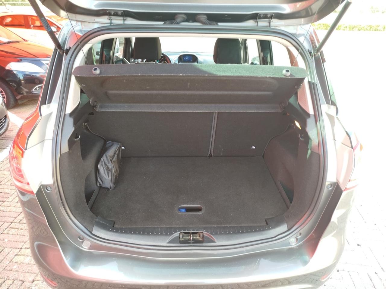 Ford B-Max 1.4 90 CV GPL Titanium X