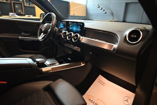 MERCEDES-BENZ GLB 200 AUTOMATIC SPORT 163CV NAVI LED 18"CAM GANCIO FULL!