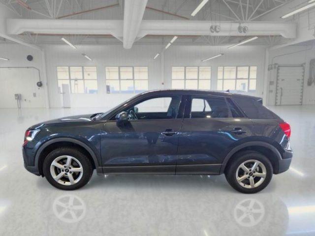 AUDI Q2 30 TDI Business
