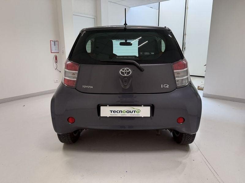 Toyota iQ iQ 1.0 Lounge (high) CVT