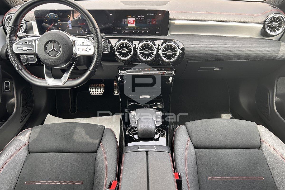 MERCEDES CLA 200 d Automatic Premium