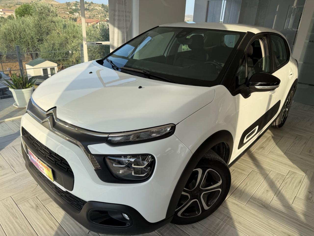 Citroen C3 1.2Benzina Shine+AIRBUMP+FULL LED2022