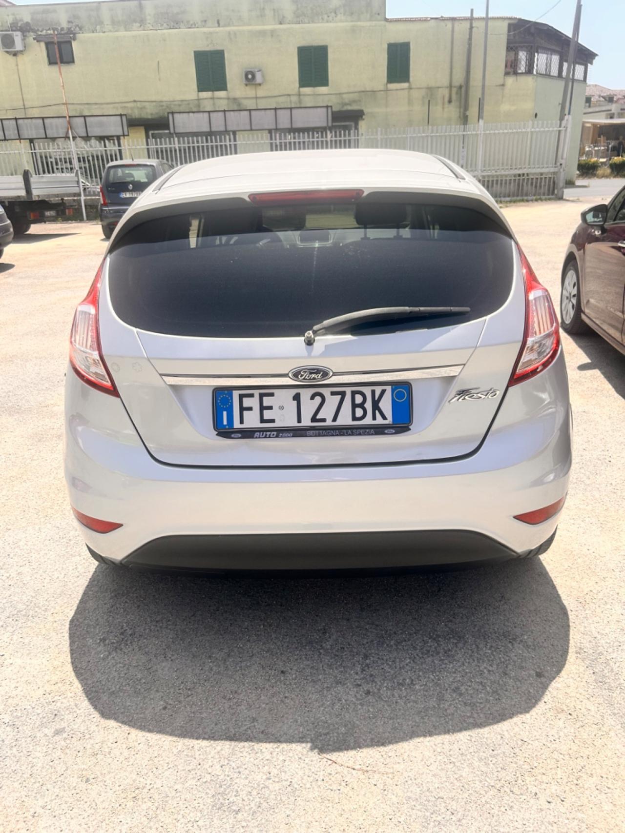 Ford Fiesta 1.5 TDCi 75CV 5 porte Black & White Edition