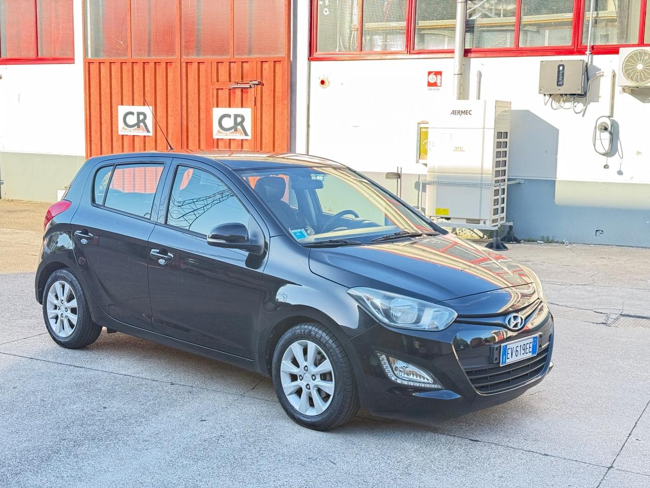 Hyundai i20 1.2 5p. Econext Sound Edition