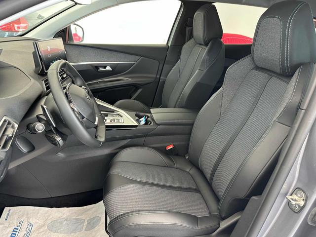 PEUGEOT 3008 Hybrid 225 e-EAT8 Allure Pack