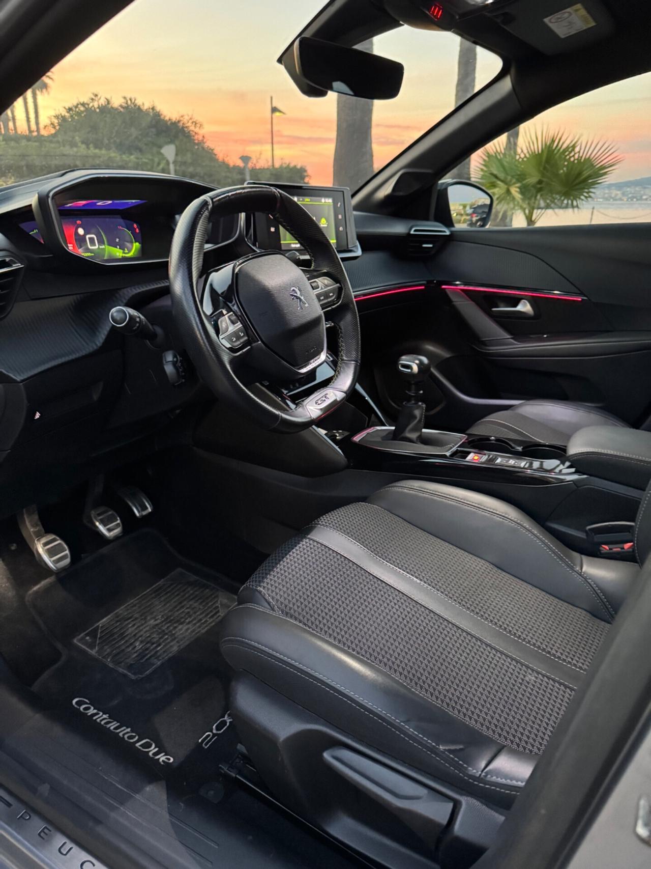 Peugeot 208 PureTech 100 Stop&Start 5 porte GT Line