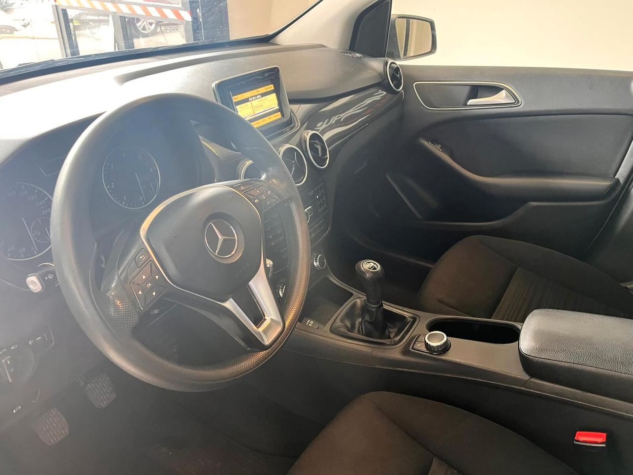 Mercedes-benz B 180 CDI BlueEFFICIENCY Premium