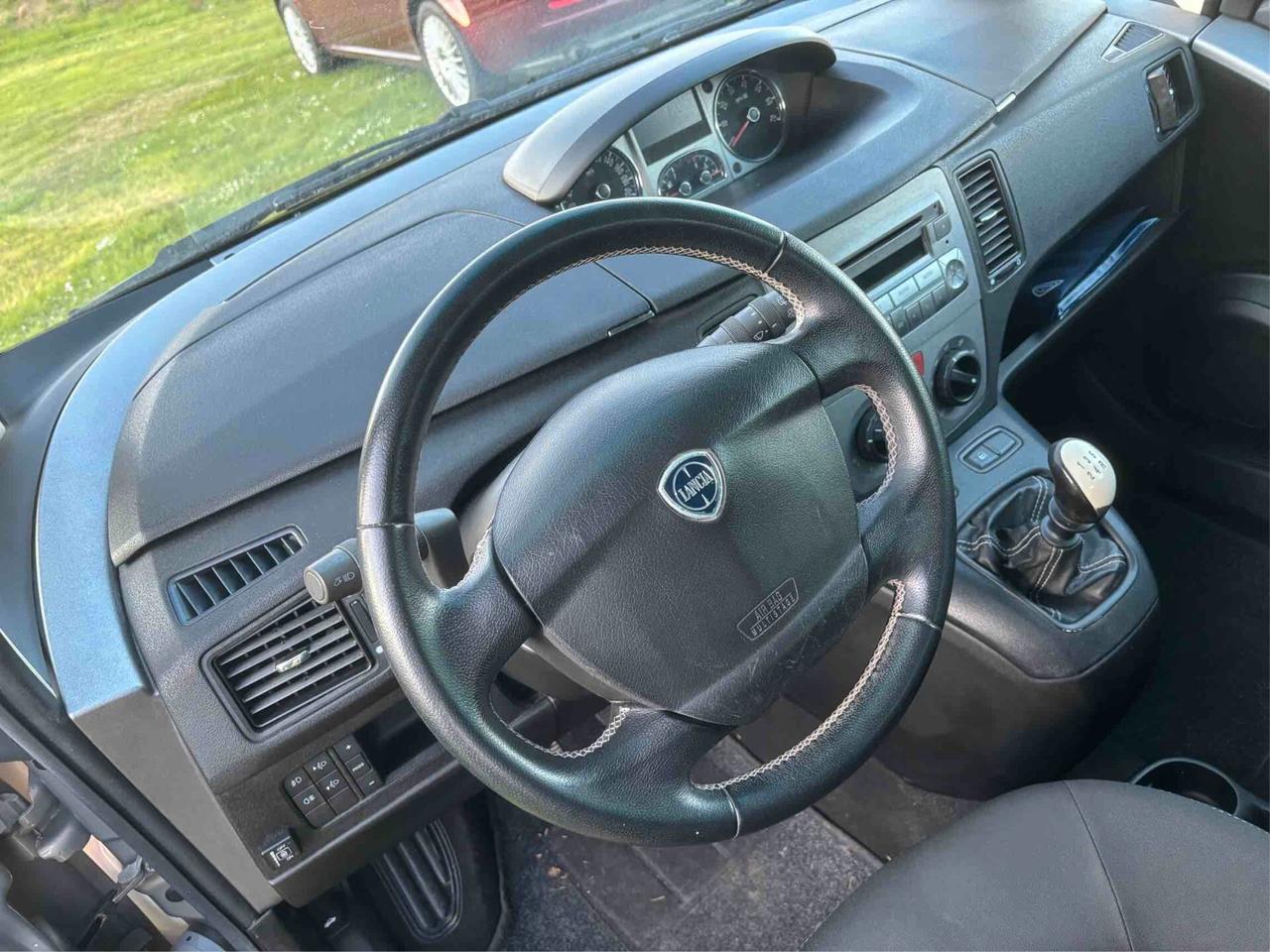 Lancia MUSA 1.4 Oro Ecochic GPL