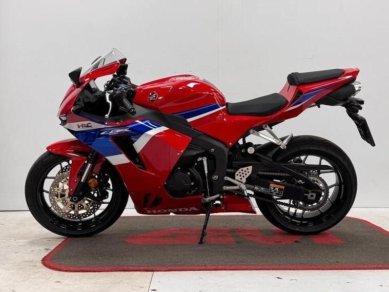 Honda CBR 600 RR - KM0 DA 156 € AL MESE – SENZA ANTICIPO