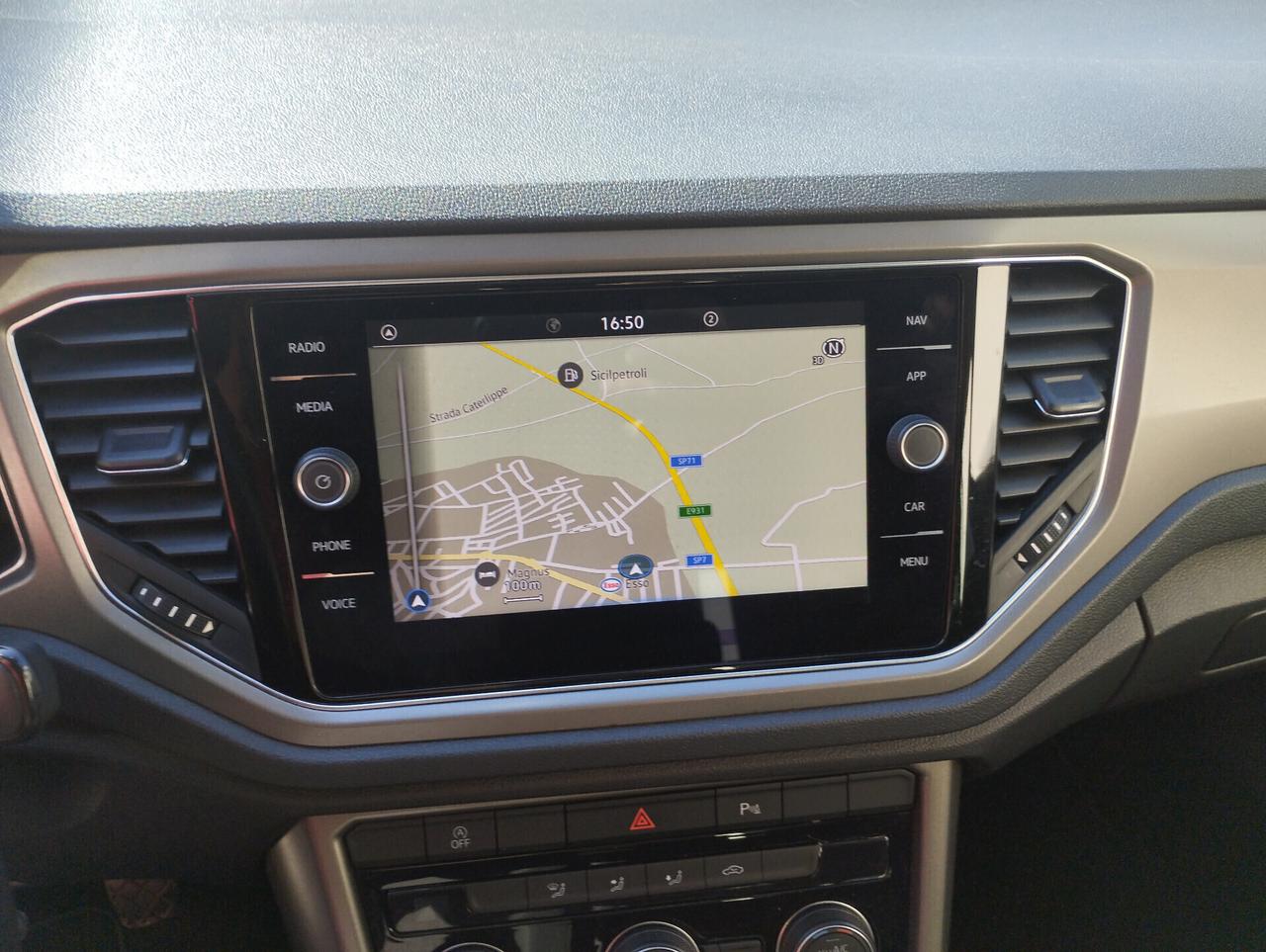 Volkswagen T-Roc 2.0 TDI SCR Business BlueMotion Technology