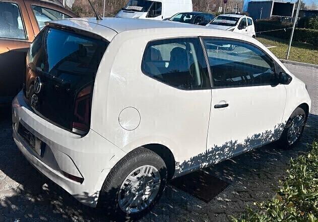 VOLKSWAGEN UP benzina 1000 CV 60 Km 155.974 X NEOPATENTATI