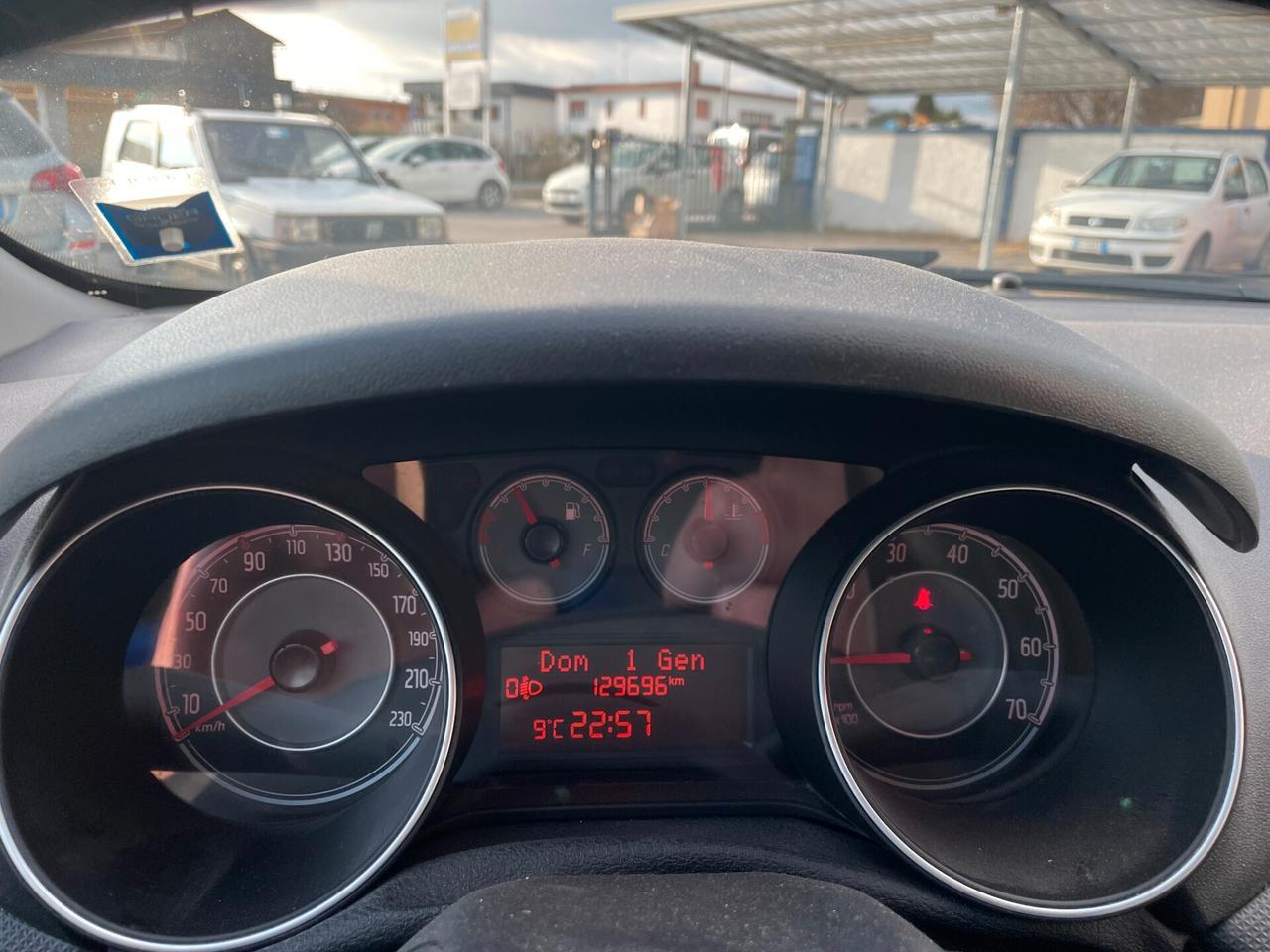 Fiat Punto 1.3 MJT II S&S 95 CV 5 porte Street