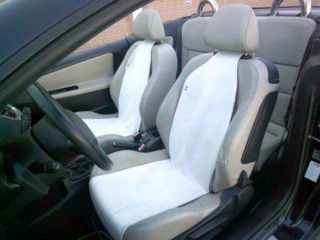 PEUGEOT 207 1.6 8V HDi 112CV CC Féline