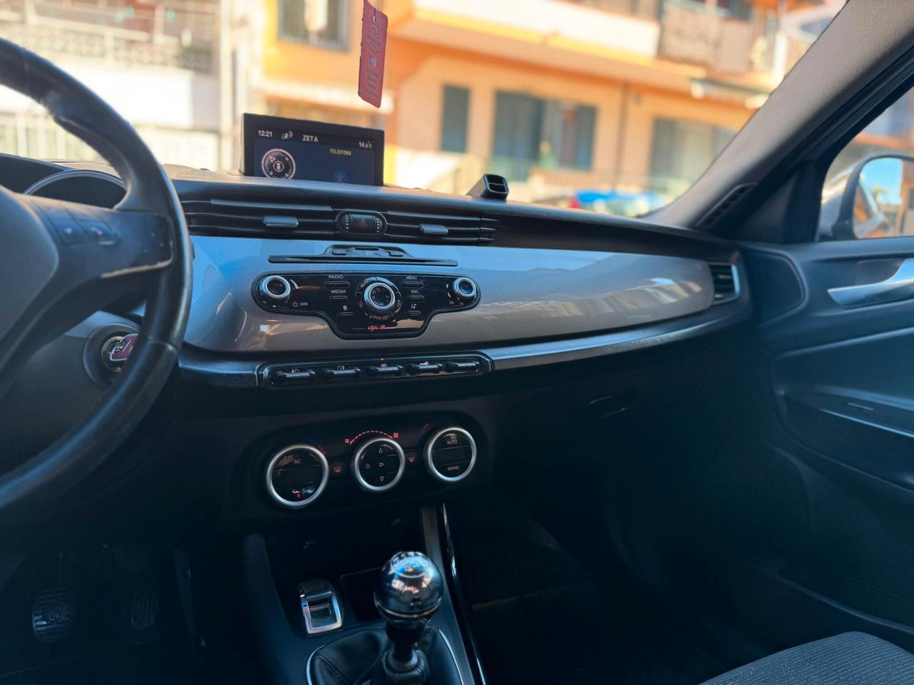 Alfa Romeo Giulietta 1.6 JTDm-2 105 CV Exclusive