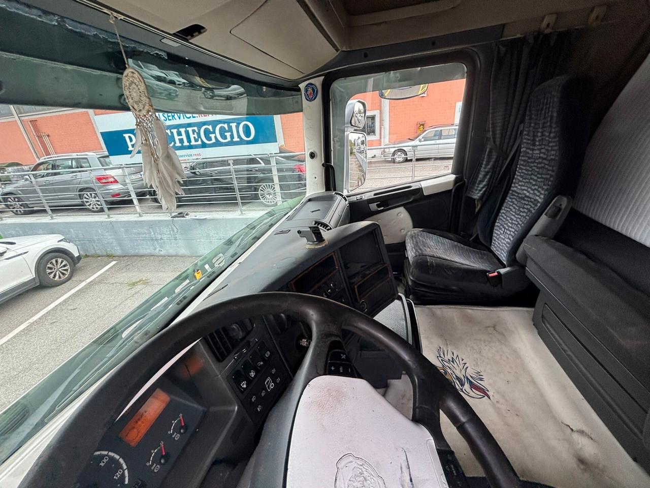Scania R560