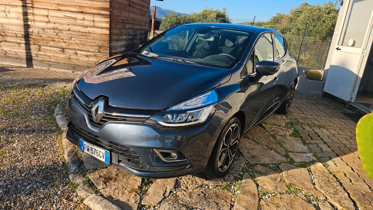 Renault Clio dCi 8V 75 CV 5 porte Moschino Life