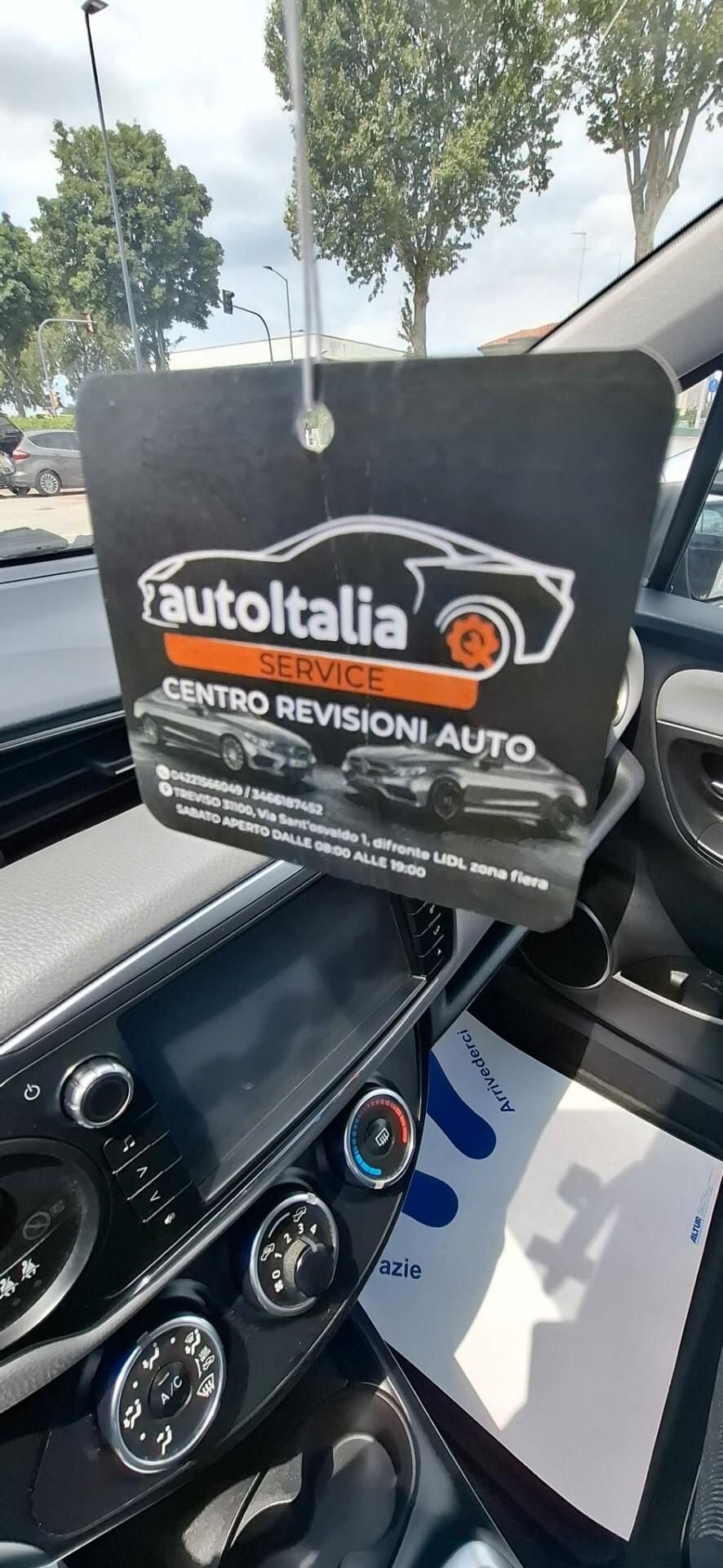 Toyota Yaris 1.0 5 porte