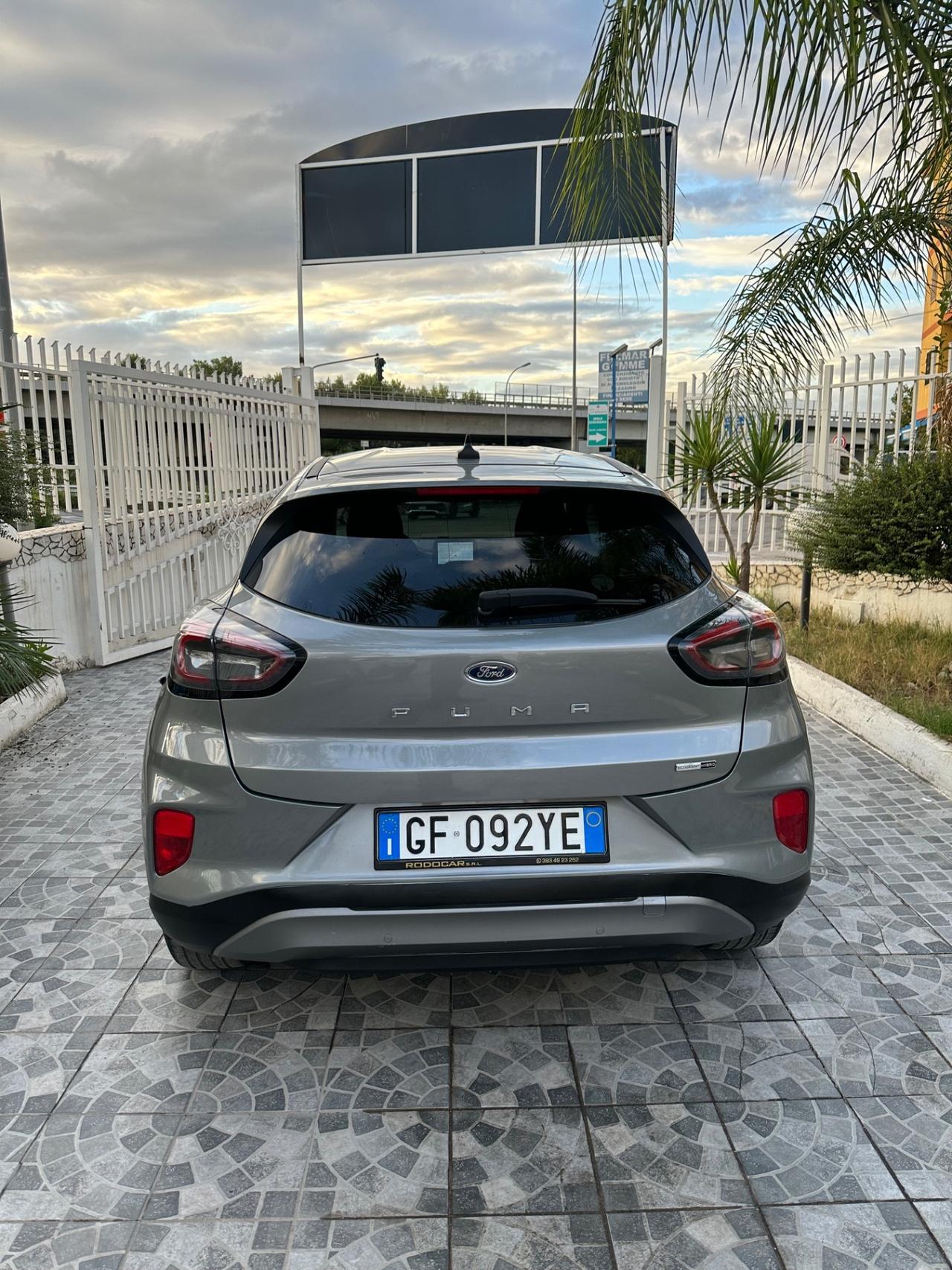Ford Puma 1.0 EcoBoost Hybrid 125 CV S&S aut. Titanium