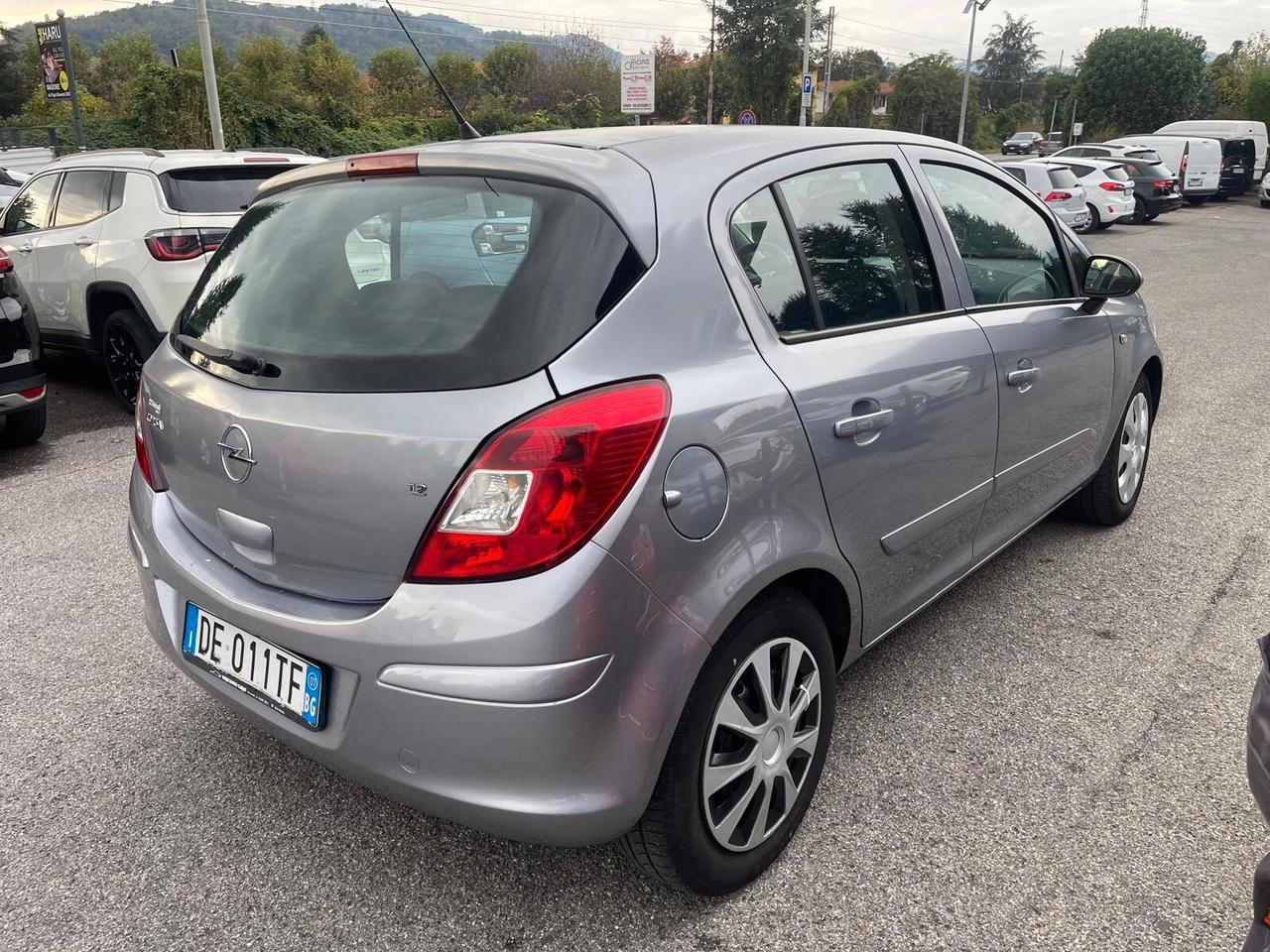 Opel Corsa 1.2 5 porte Enjoy