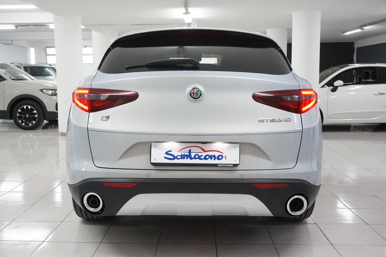 Alfa Romeo Stelvio 2.2 Turbodiesel 190 CV AT8 Q4 Executive