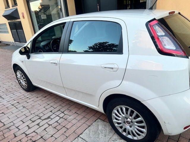 FIAT Punto 1.2 8V 5 porte Street