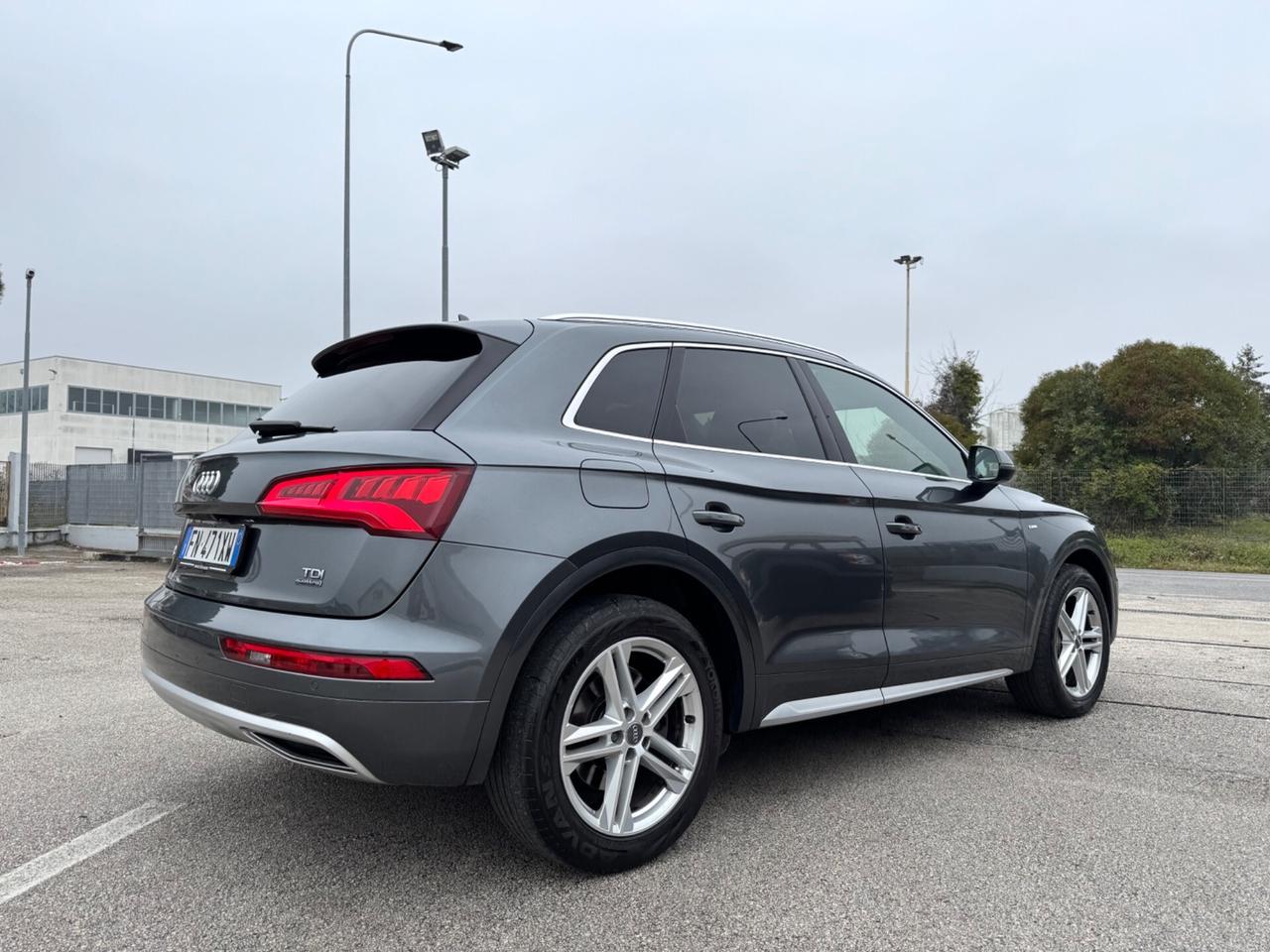 AUDI Q5 2.0 Quattro S-LINE-Virtual Luci Ambient 19