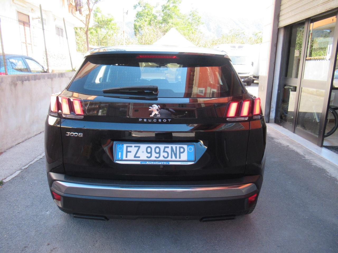 Peugeot 3008 BlueHDi 130 S&S Business