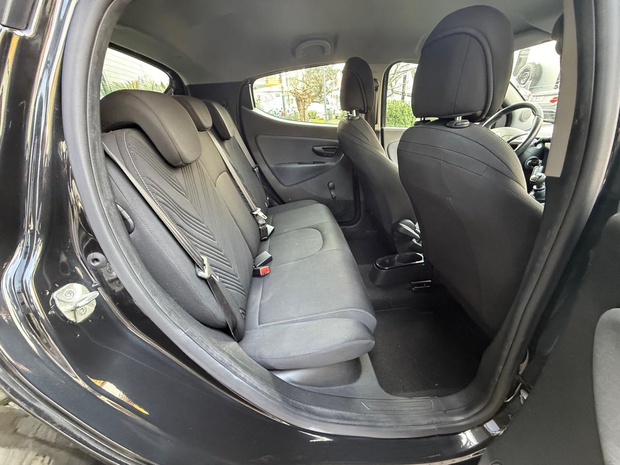 LANCIA YPSILON 1.0 5 PORTE