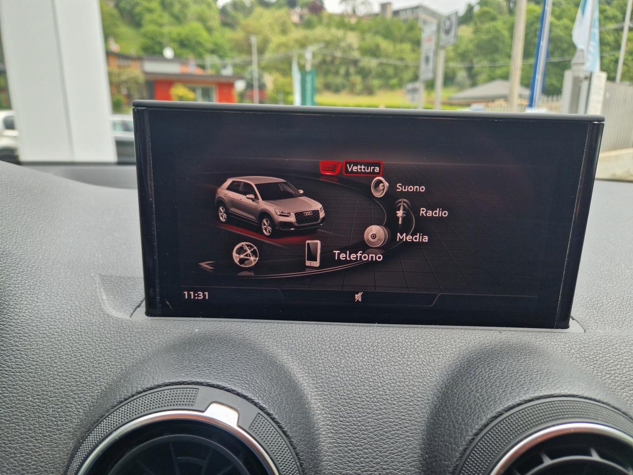 Audi Q2 35 TDI quattro S tronic Identity Black