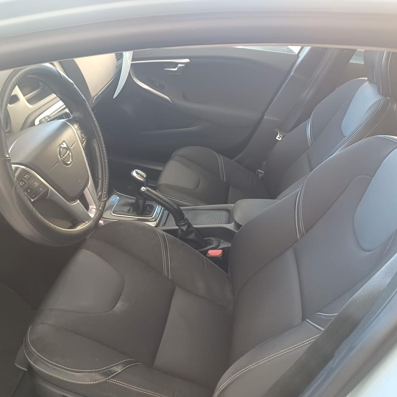 VOLVO V40 OTTIMO STATO GARANZIA 1 2 MESI
