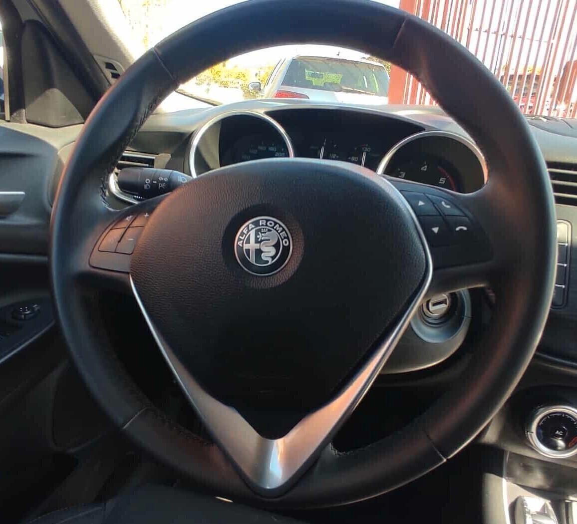 Alfa Romeo Giulietta 1.6 Diesel 120 CV Business Euro 6 – Navi – Sensori PDC