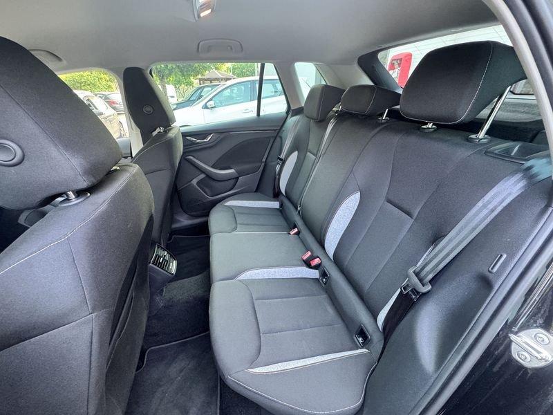 Skoda Kamiq Kamiq 1.0 TSI Black Dots