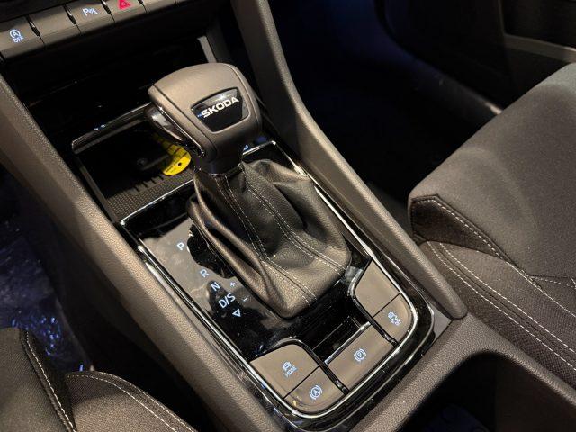 SKODA Karoq 1.5 TSI DSG SportLine ACC 18" LED NAVI