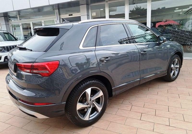 Audi Q3 40 TDI quattro S tronic Business