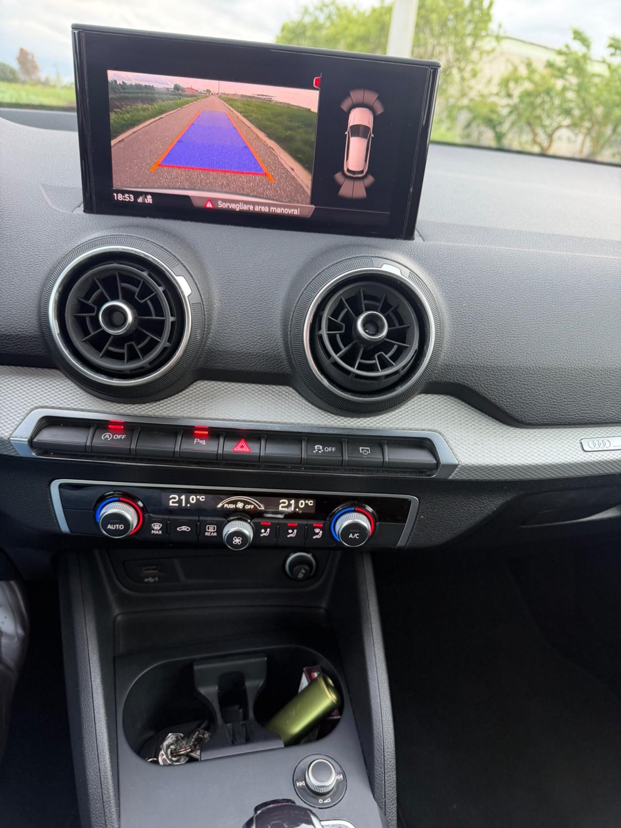 Audi Q2 30 TDI Business