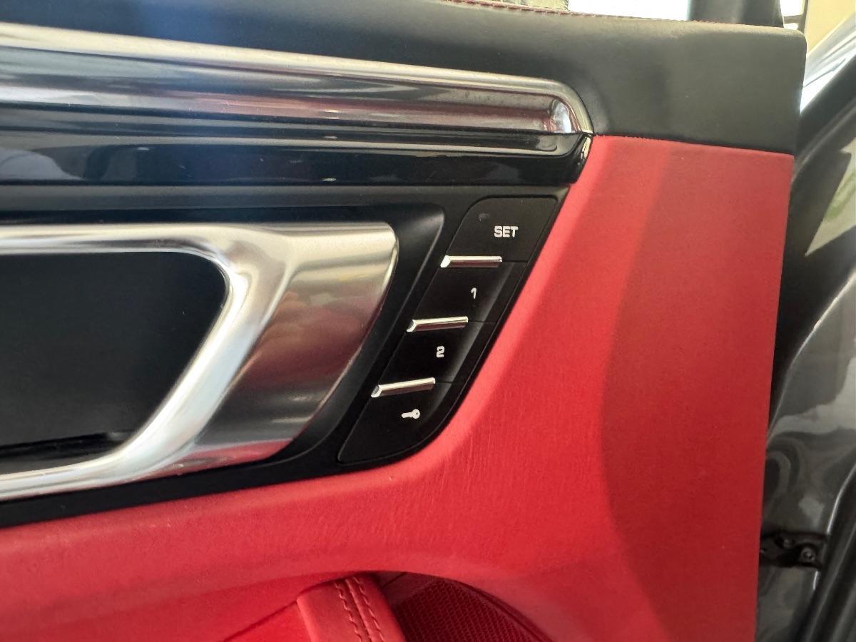 PORSCHE MACAN S Diesel TETTO/ PASM