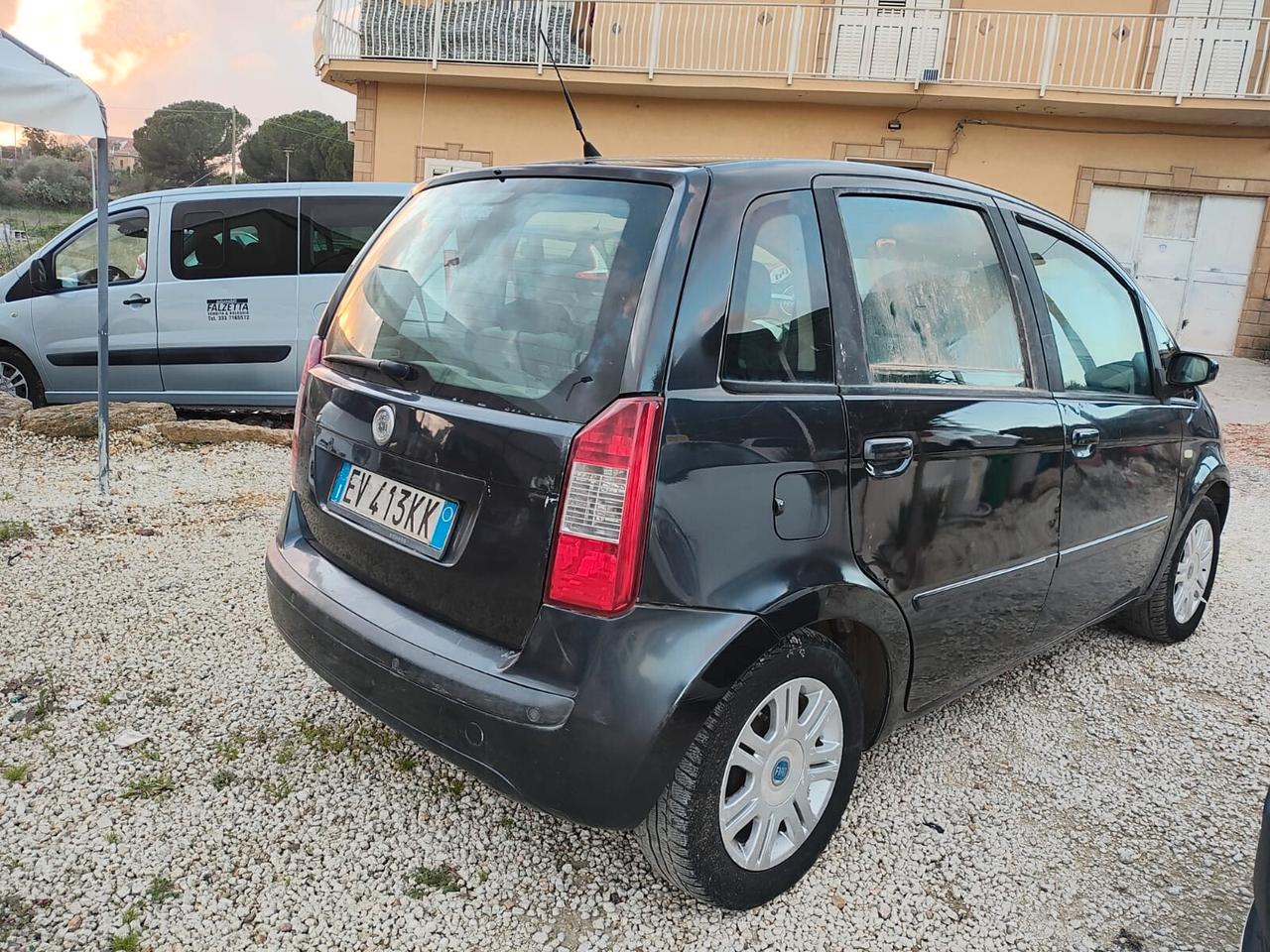 Fiat Idea 1.3 Multijet 16V Dynamic