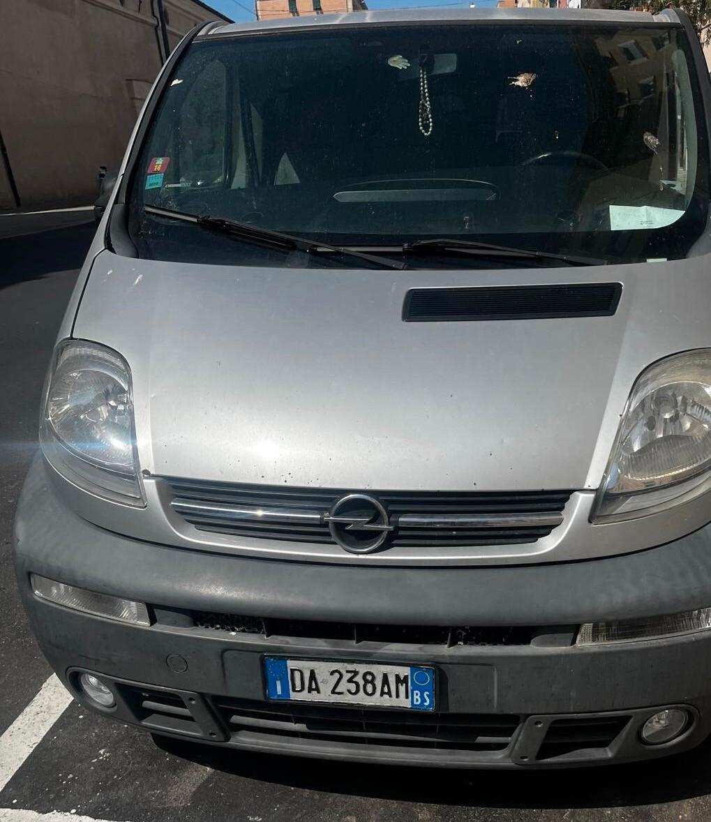 Opel Vivaro 27 2.5 CDTI/135CV PC-TN Combi